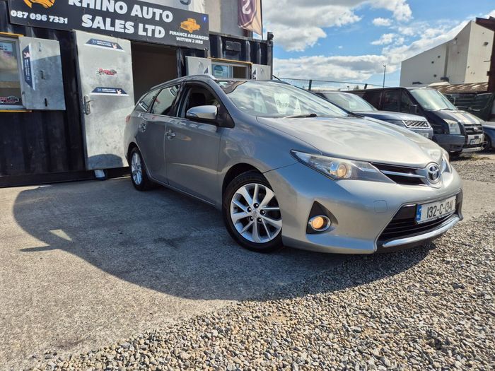 Toyota Auris 2013