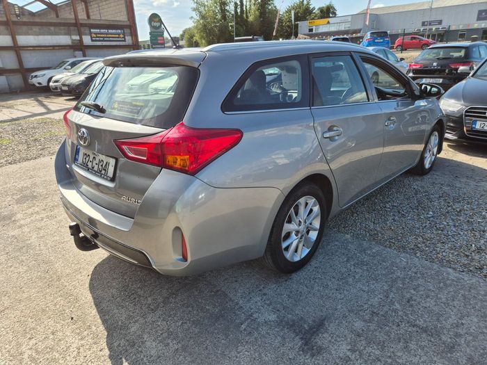 Toyota Auris 2013