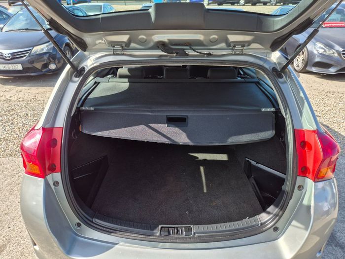 Toyota Auris 2013