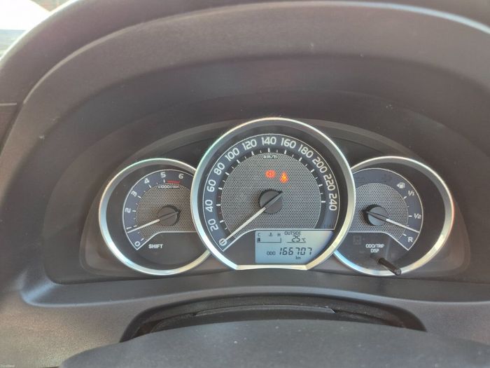 Toyota Auris 2013