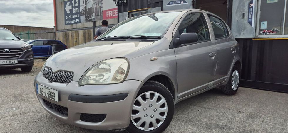 Toyota Yaris 2005