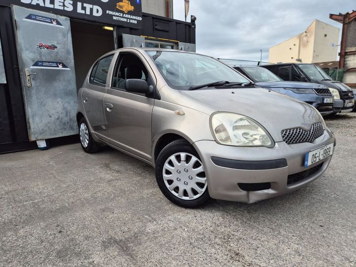 Toyota Yaris 2005