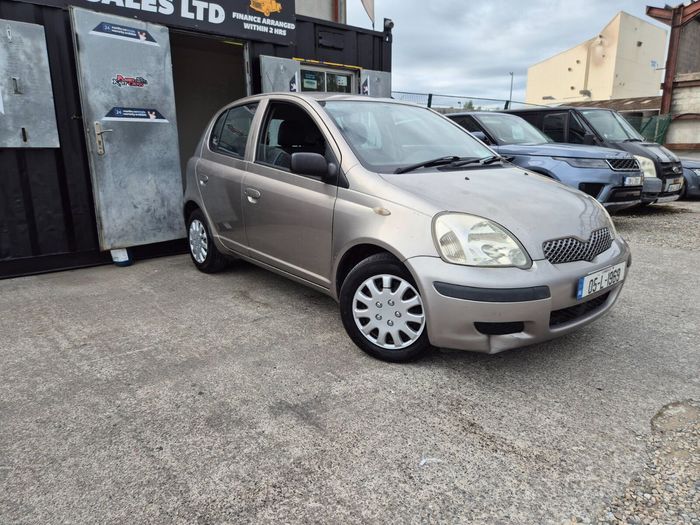 Toyota Yaris 2005