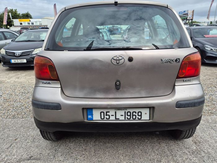 Toyota Yaris 2005