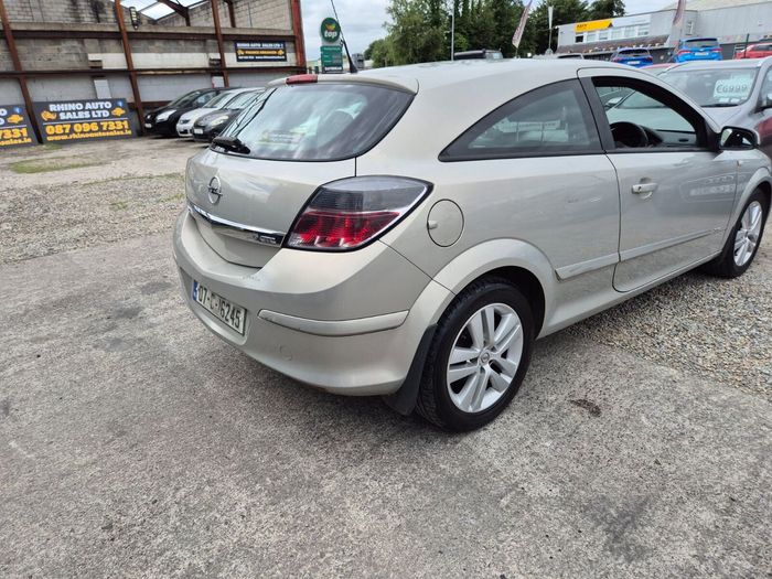 Opel Astra 2007