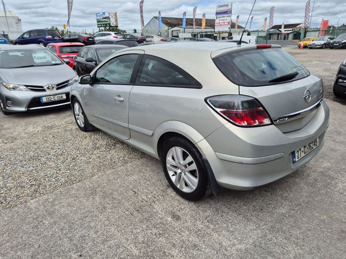 Opel Astra 2007