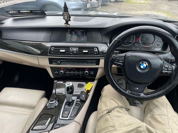 BMW 5 Series 2012