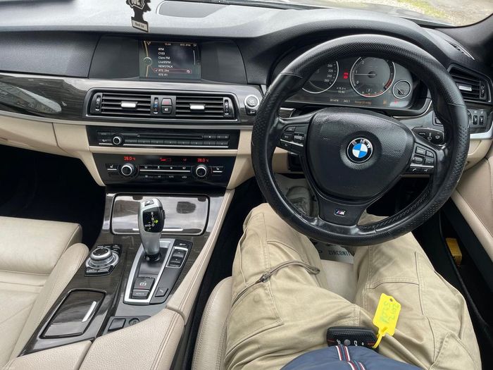 BMW 5 Series 2012
