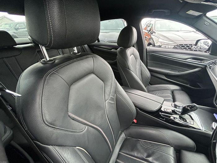 BMW 5 Series 2023