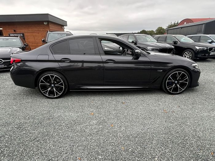 BMW 5 Series 2023