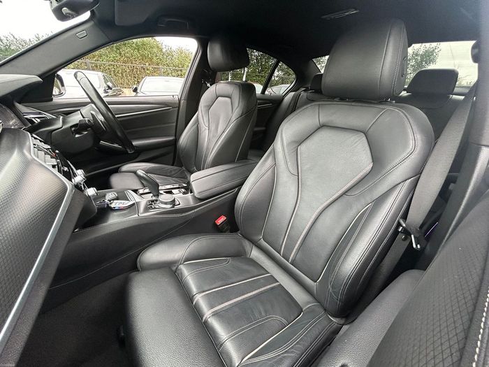 BMW 5 Series 2023