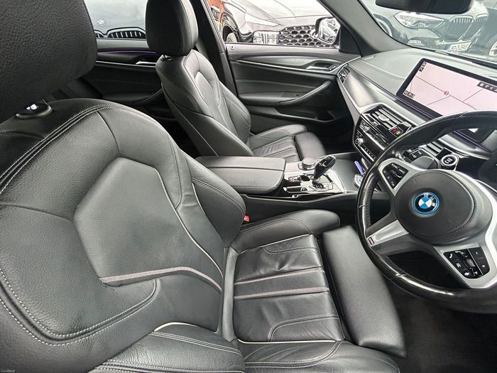 BMW 5 Series 2023