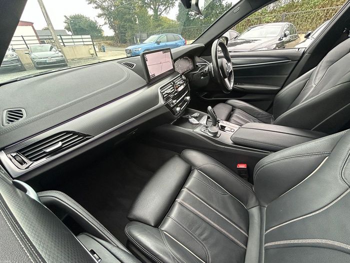 BMW 5 Series 2023