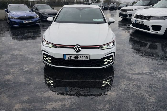 Volkswagen Golf 2021