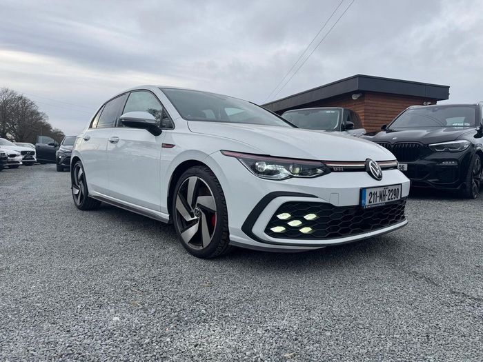 Volkswagen Golf 2021