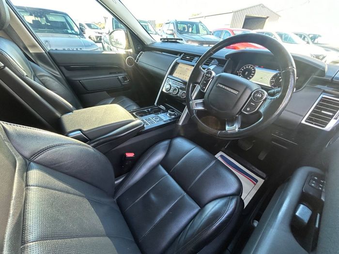 Land Rover Discovery 2018