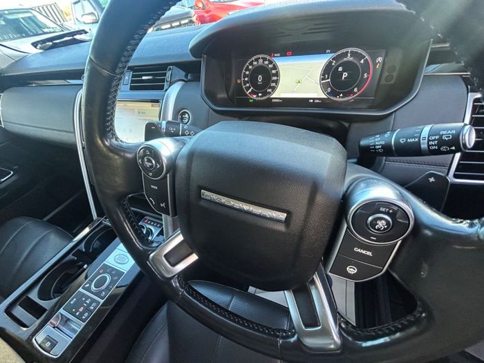 Land Rover Discovery 2018