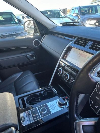 Land Rover Discovery 2018