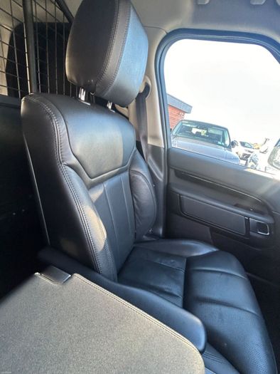 Land Rover Discovery 2018