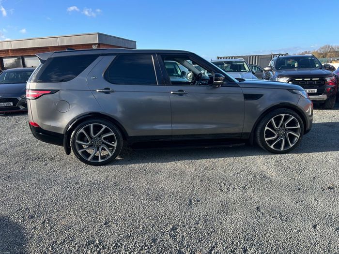 Land Rover Discovery 2018
