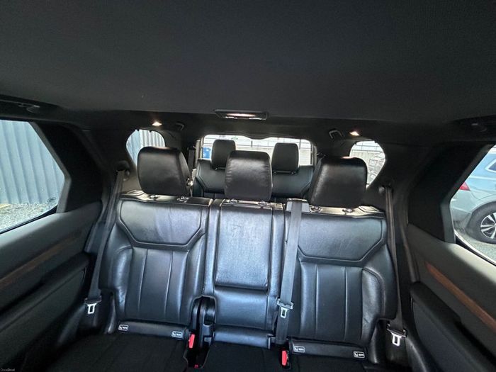 Land Rover Discovery 2019