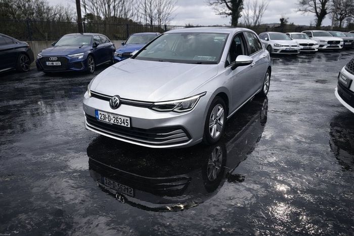 Volkswagen Golf 2023