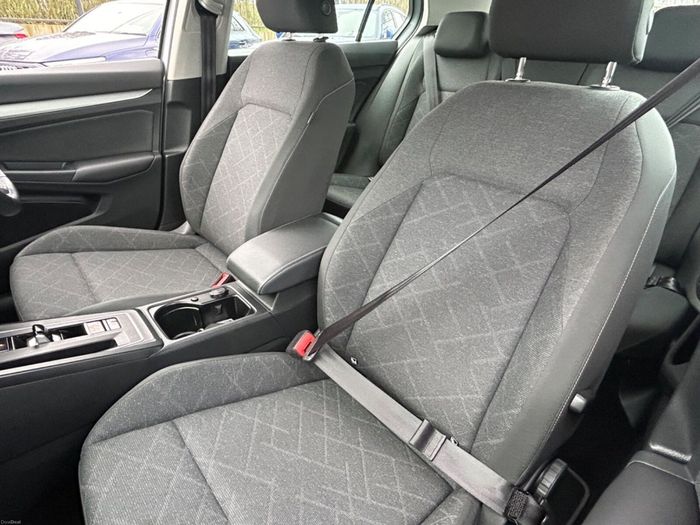 Volkswagen Golf 2023