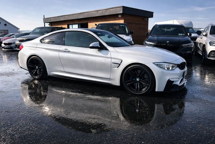 BMW M4 2016
