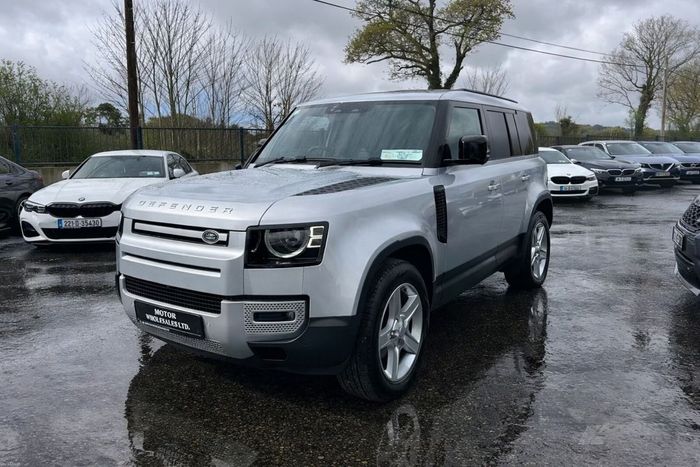 Land Rover Defender 2023