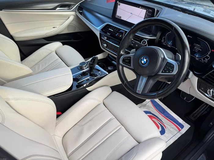 BMW 5 Series 2023