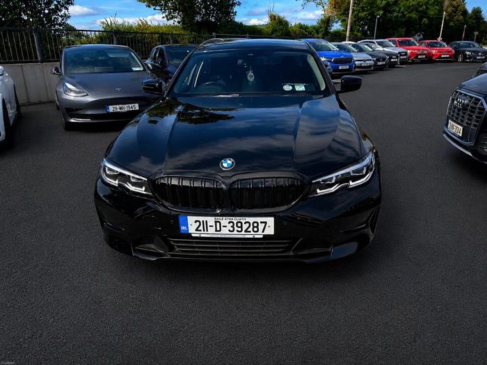 BMW 3 Series 2021