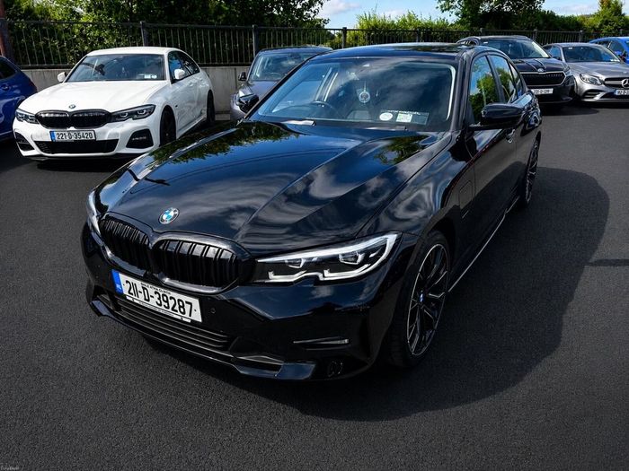 BMW 3 Series 2021