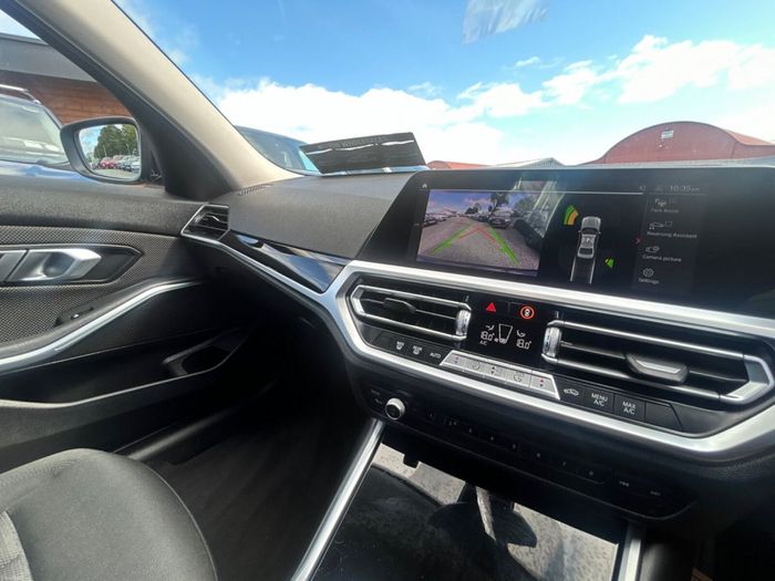 BMW 3 Series 2021