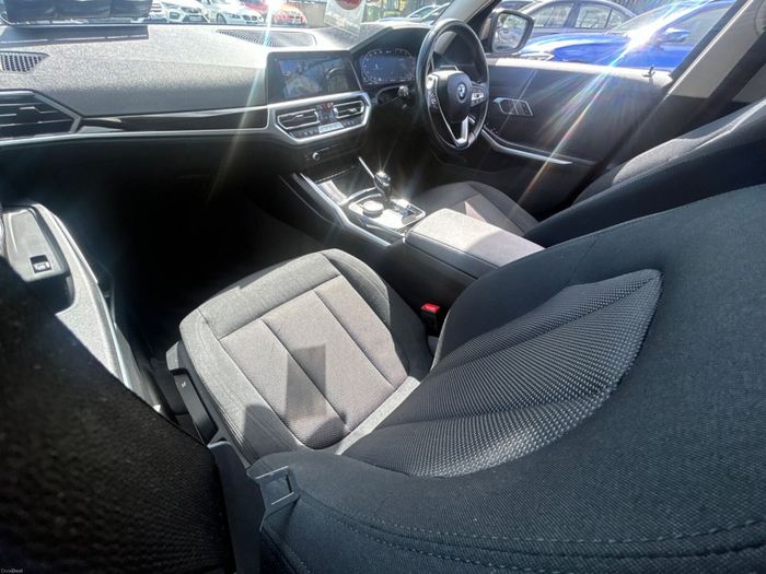 BMW 3 Series 2021
