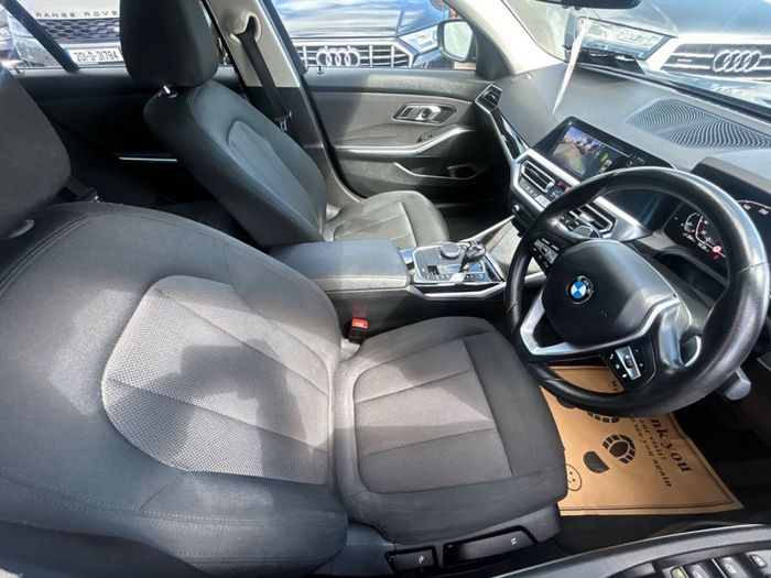 BMW 3 Series 2021