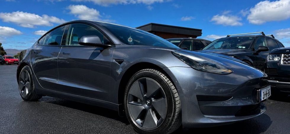 Tesla Model 3 2021