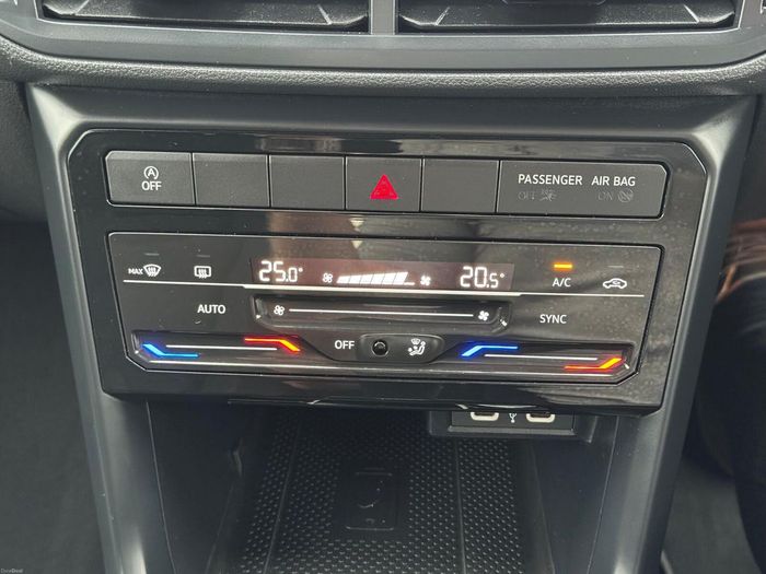 Volkswagen T-Cross 2023