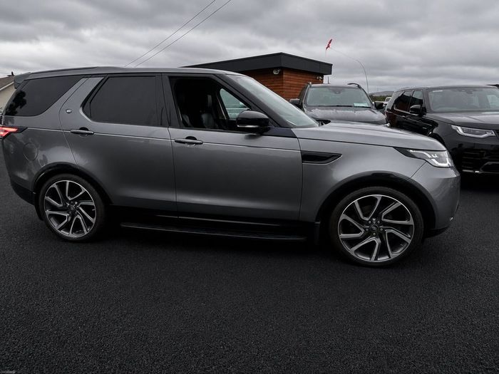 Land Rover Discovery 2018