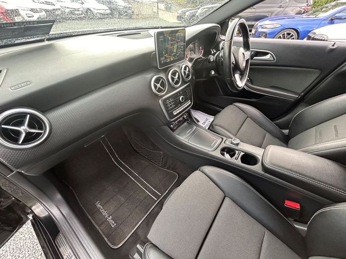 Mercedes-Benz A-Class 2015
