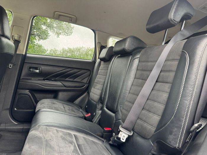 Mitsubishi Outlander 2017