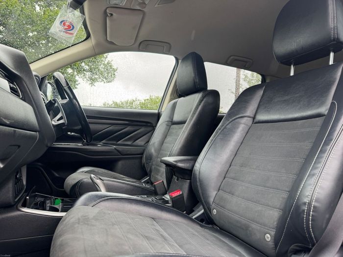 Mitsubishi Outlander 2017