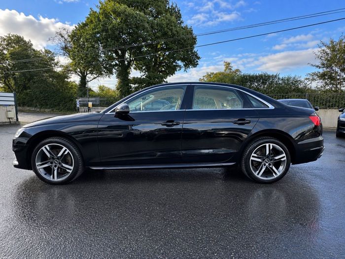 Audi A4 2022