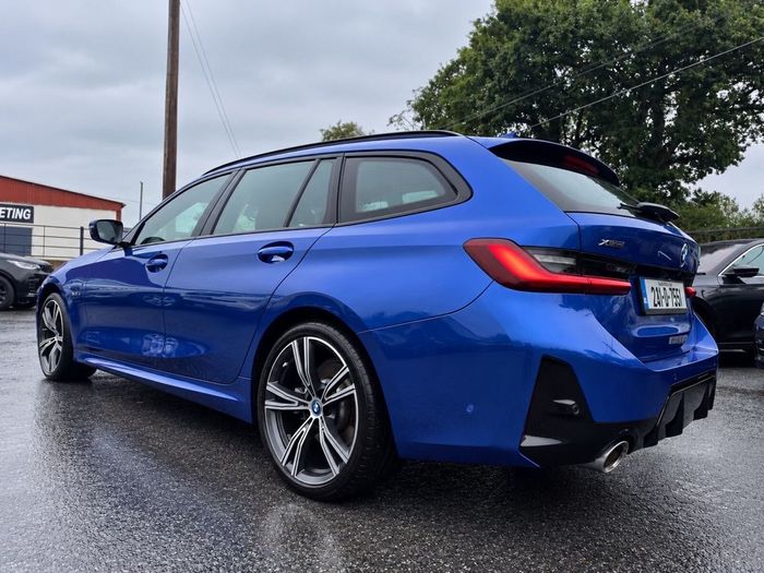 BMW 3 Series 2023