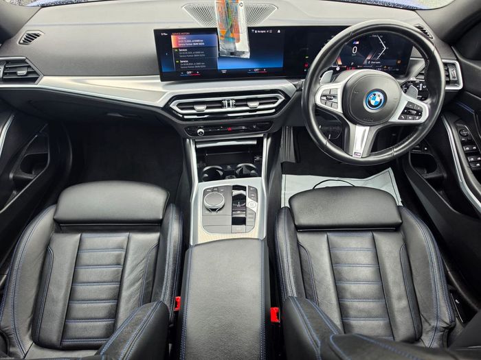 BMW 3 Series 2023