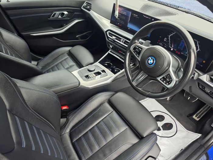 BMW 3 Series 2023