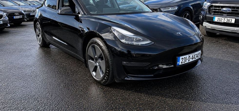 Tesla Model 3 2023