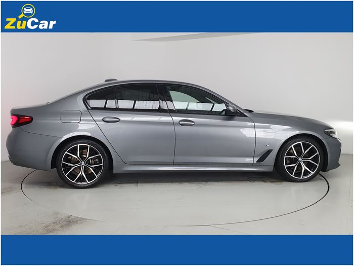 BMW 5 Series 2023