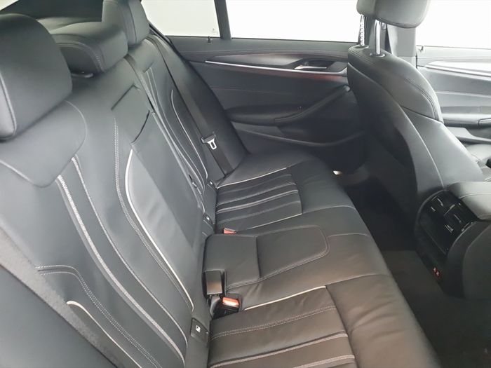 BMW 5 Series 2023