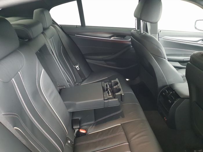 BMW 5 Series 2023