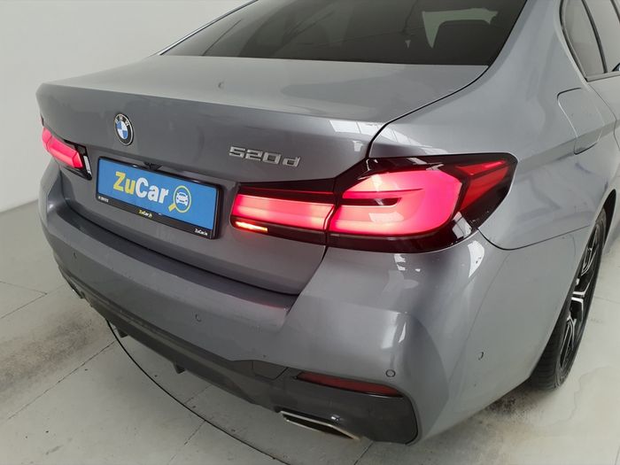 BMW 5 Series 2023